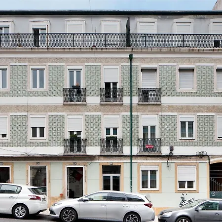 Lusiadas With Private Bathroom 3* Lisboa